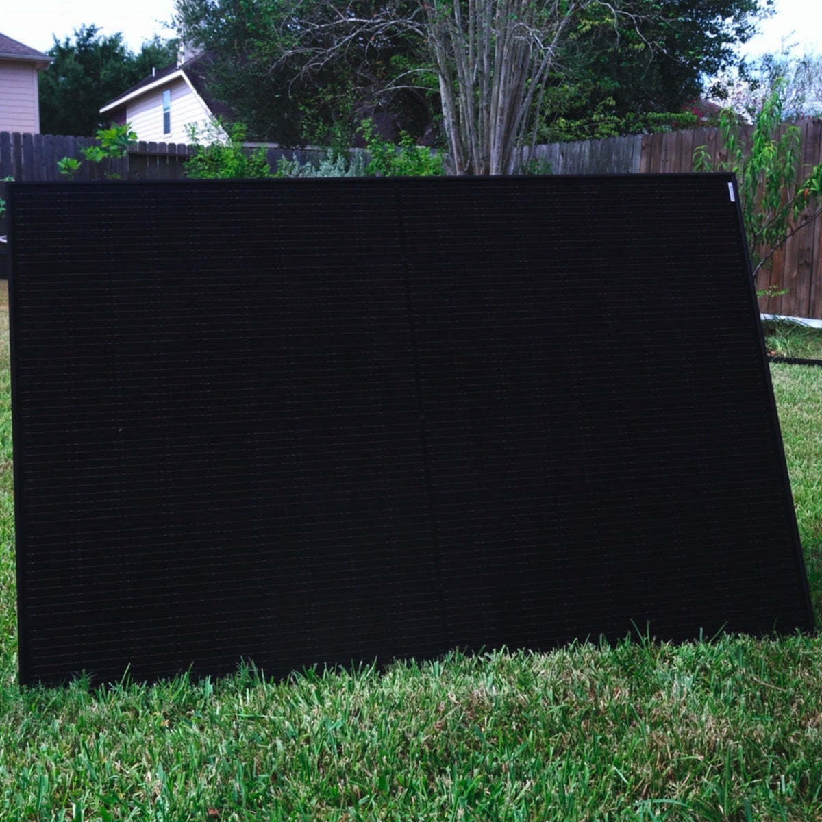 Solwel Backyard Solar Single Panel Plug-In Setup with Hoymiles HiFlow Inverter